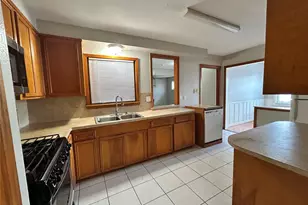 914 Elton St, Houston, TX 77034 - Photo 3