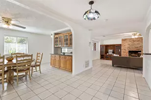 9214 Bronco Dr, Houston, TX 77055 - Photo 13