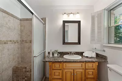 9214 Bronco Drive, Houston, TX 77055 - Photo 19
