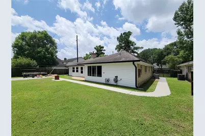 12326 Gaylawood Drive, Houston, TX 77066 - Photo 33