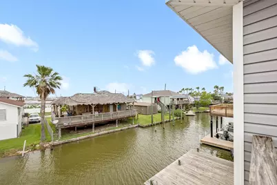 21 Edgewater Street, Hitchcock, TX 77563 - Photo 13
