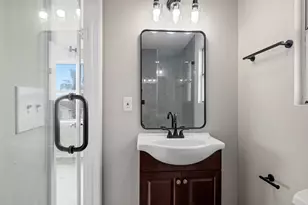 21 Edgewater St, Hitchcock, TX 77563 - Photo 33