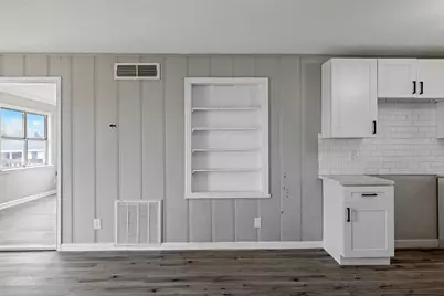 21 Edgewater Street, Hitchcock, TX 77563 - Photo 29