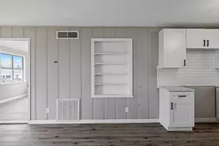 21 Edgewater St, Hitchcock, TX 77563 - Photo 29