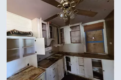 619 N Dunbar Street, Electra, TX 76360 - Photo 5