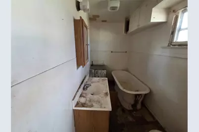 619 N Dunbar Street, Electra, TX 76360 - Photo 7