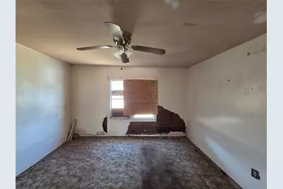 619 N Dunbar Street, Electra, TX 76360 - Photo 5