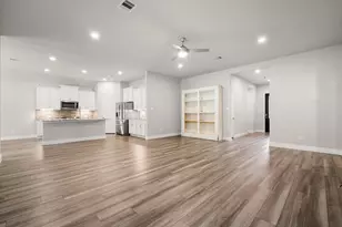 31214 Raleigh Creek Dr, Tomball, TX 77375 - Photo 5