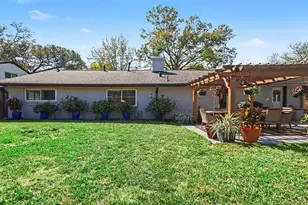 10718 Longmont Dr, Houston, TX 77042 - Photo 31