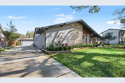 10718 Longmont Drive, Houston, TX 77042 - Photo 33