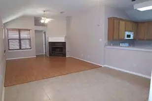 18919 Candlelight Crescent Rd, Spring, TX 77388 - Photo 3
