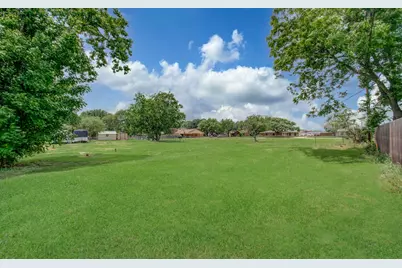 709 S McCarty Avenue, Eagle Lake, TX 77434 - Photo 39