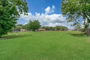 709 S McCarty Ave, Eagle Lake, TX 77434 - Photo 39