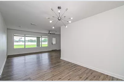 709 S McCarty Avenue, Eagle Lake, TX 77434 - Photo 15