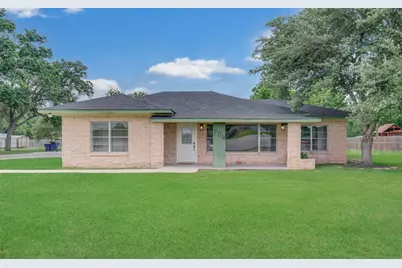 709 S McCarty Avenue, Eagle Lake, TX 77434 - Photo 1