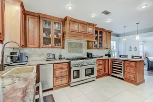 755 19th St, Beaumont, TX 77706 - Photo 7