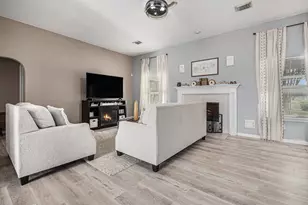 7607 Omaha Dr, Baytown, TX 77521 - Photo 7