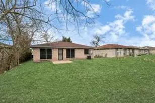 12811 Glen Hollow Dr, Houston, TX 77048 - Photo 11