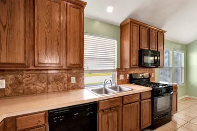 5918 Durango Mist Lane, Katy, TX 77449 - Photo 3