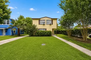 1228 6th Ave N, Texas City, TX 77590 - Photo 1