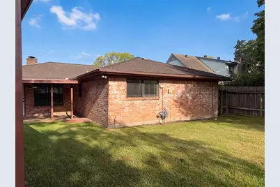 11819 Amblewood Drive, Meadows Place, TX 77477 - Photo 5