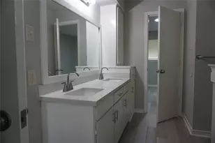 1913 Normal Park Dr, Huntsville, TX 77340 - Photo 21