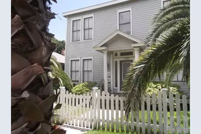 2519 Ave P 1/2 #4, Galveston, TX 77550 - Photo 1