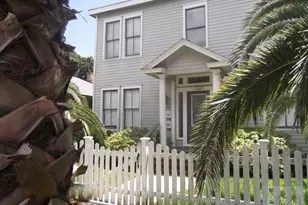 2519 Ave P 1/2, Galveston, TX 77550 - Photo 1