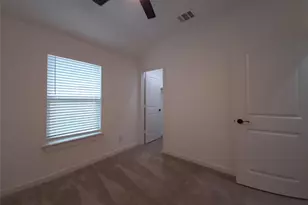 4530 Mayflower St, Houston, TX 77051 - Photo 13