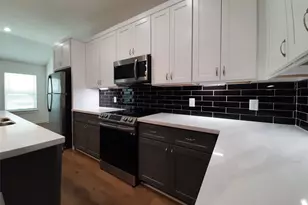 4530 Mayflower St, Houston, TX 77051 - Photo 7