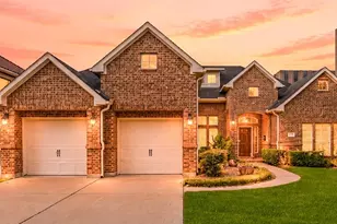 4629 Oakdale St, Bellaire, TX 77401 - Photo 1