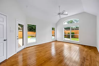 4629 Oakdale Street, Bellaire, TX 77401 - Photo 25