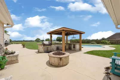 13514 Jbk Memorial Drive, Willis, TX 77318 - Photo 23