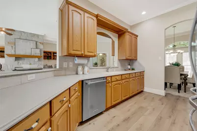 13514 Jbk Memorial Drive, Willis, TX 77318 - Photo 11
