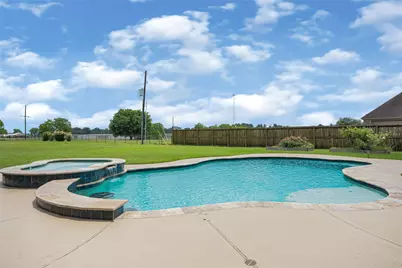 13514 Jbk Memorial Drive, Willis, TX 77318 - Photo 23