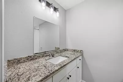 3425 Mount Pleasant Street #B, Houston, TX 77021 - Photo 11