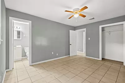 206 S Texas Street, Texas City, TX 77591 - Photo 21