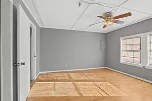 206 S Texas St, Texas City, TX 77591 - Photo 7