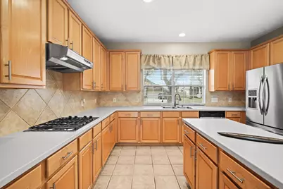 937 Mystic Village Lane, Seabrook, TX 77586 - Photo 33