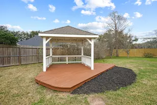 937 Mystic Village Ln, Seabrook, TX 77586 - Photo 5