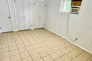116 W Davitt St, Eagle Lake, TX 77434 - Photo 7