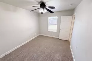 7327 Fox Hall Ln, Humble, TX 77338 - Photo 13