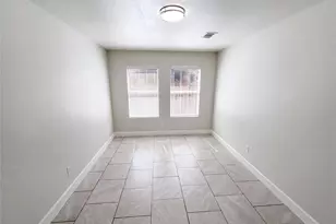 7327 Fox Hall Ln, Humble, TX 77338 - Photo 11