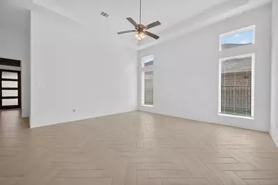 2919 Golden Isle Drive, Texas City, TX 77568 - Photo 9