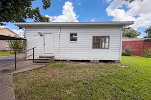 714 Bolling Ln, Houston, TX 77076 - Photo 17
