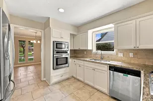 11310 Olympia Dr, Houston, TX 77077 - Photo 15