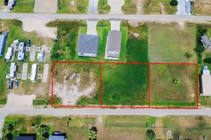 117 N Mae Cir, Crystal Beach, TX 77650 - Photo 1