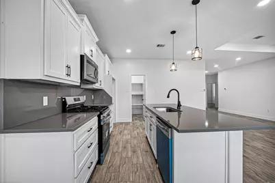 130 E Melville Drive, Crosby, TX 77532 - Photo 17