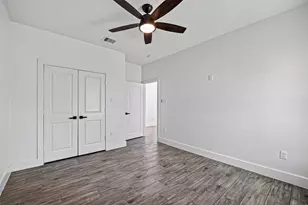 130 E Melville Dr, Crosby, TX 77532 - Photo 33
