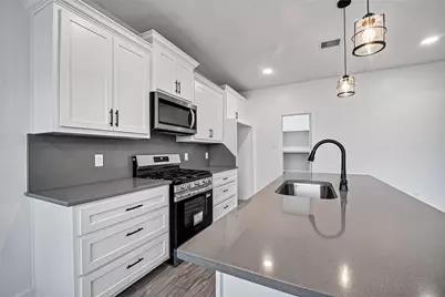 130 E Melville Drive, Crosby, TX 77532 - Photo 15